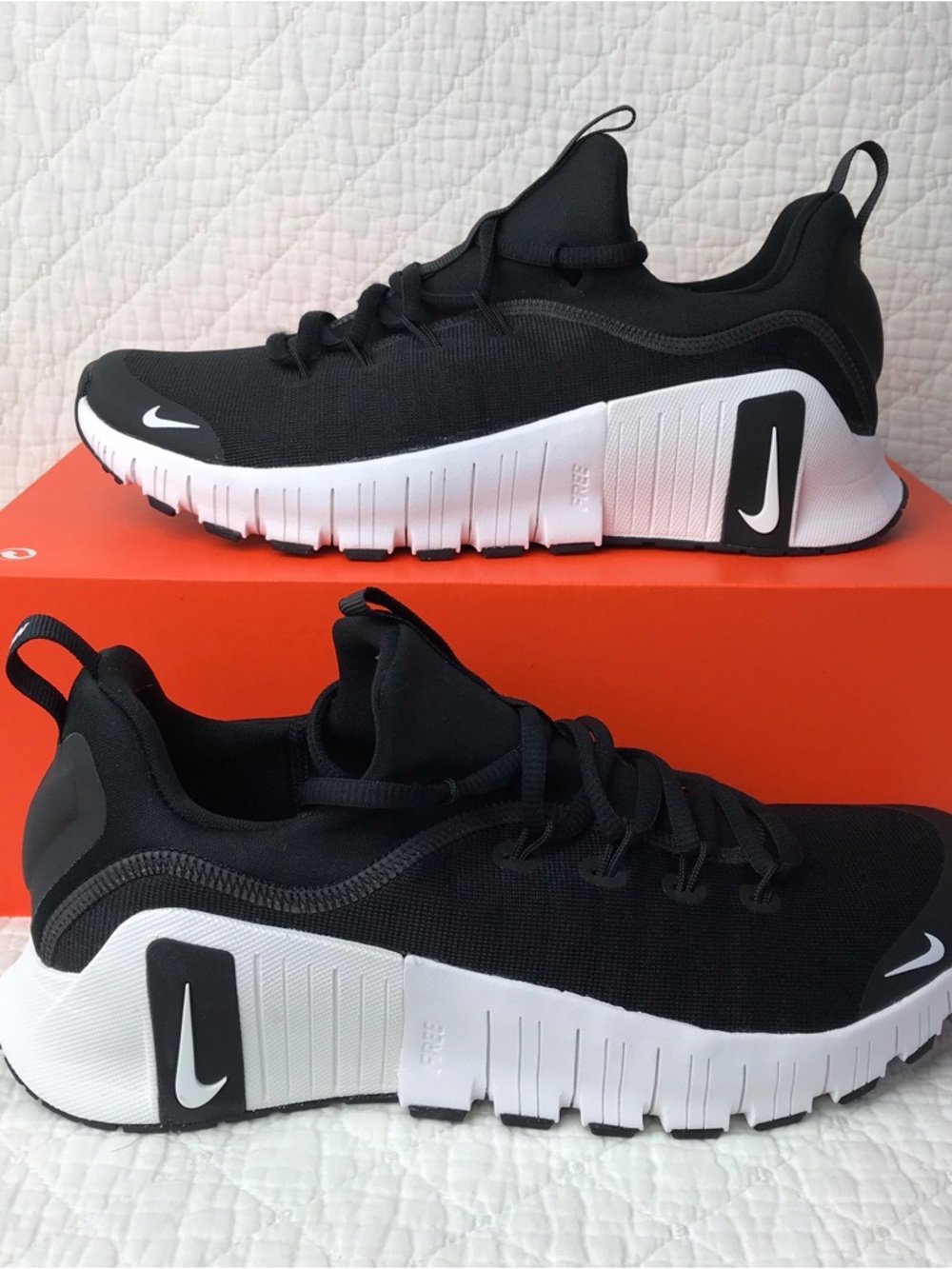 Nike Free Metcon 6 Shoes Women’s SZ 9 Black White FJ7126-001